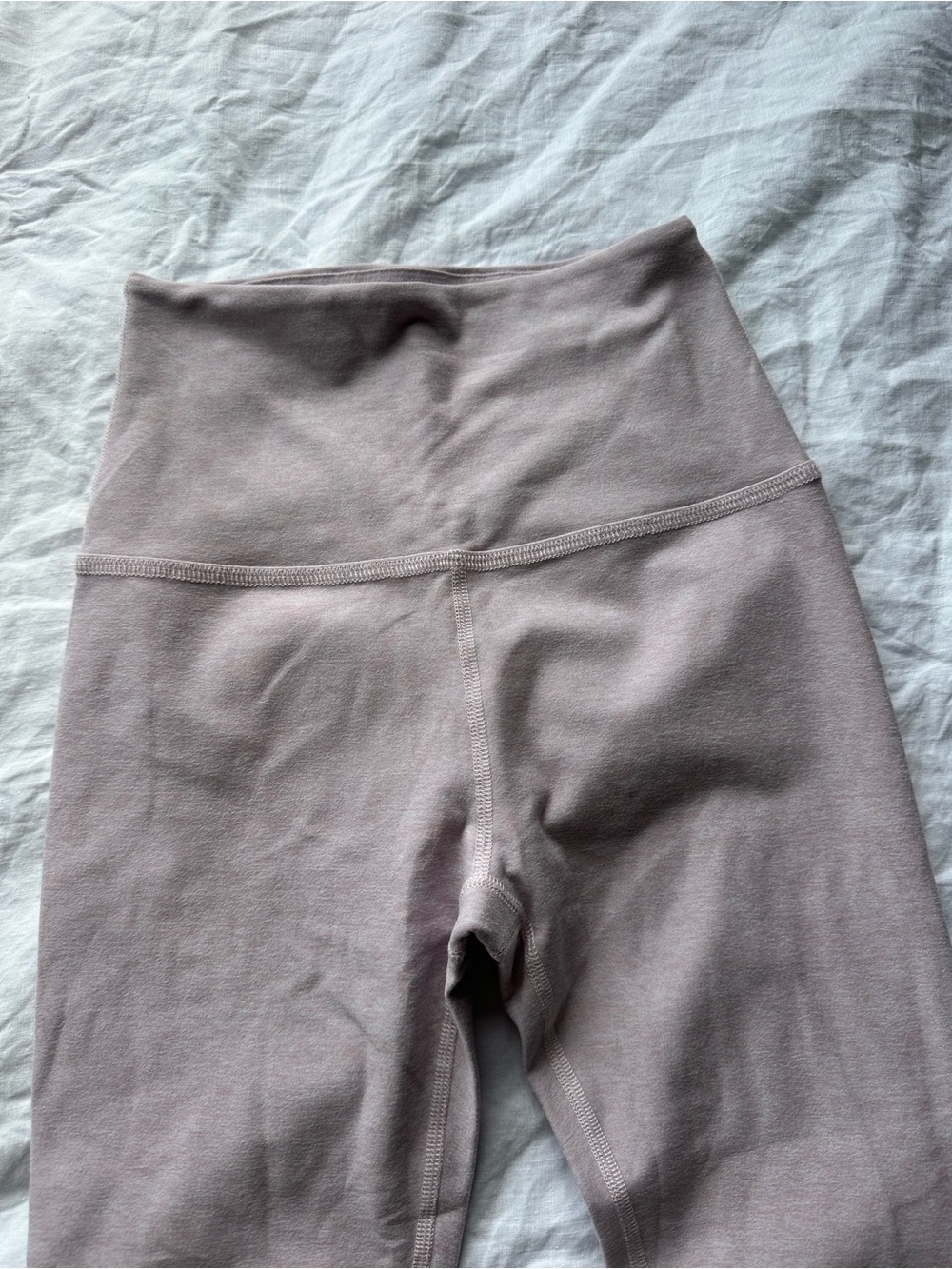 Beyond Yoga High-Waist Ribbed Leggings in Taupe